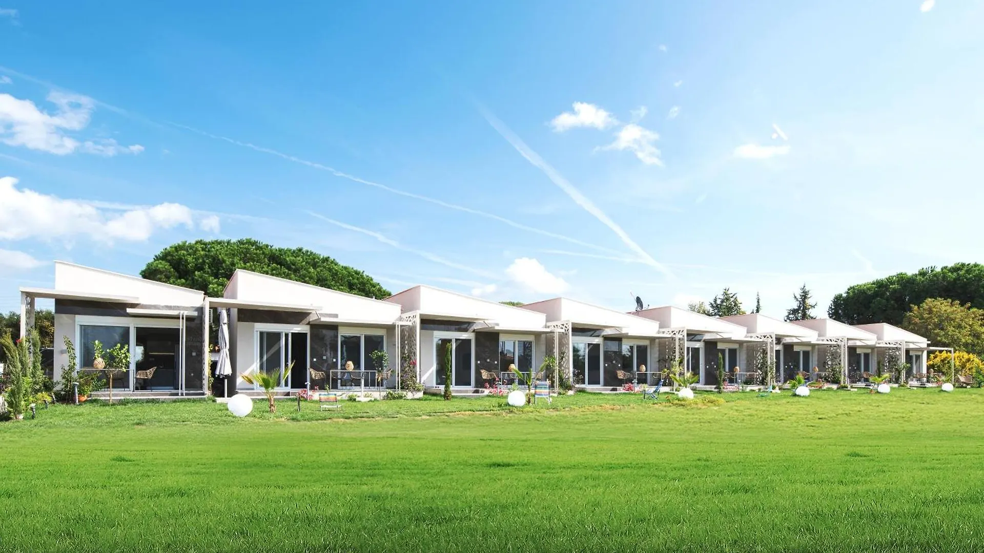 Amadeus Golden Resort Toroni Villa