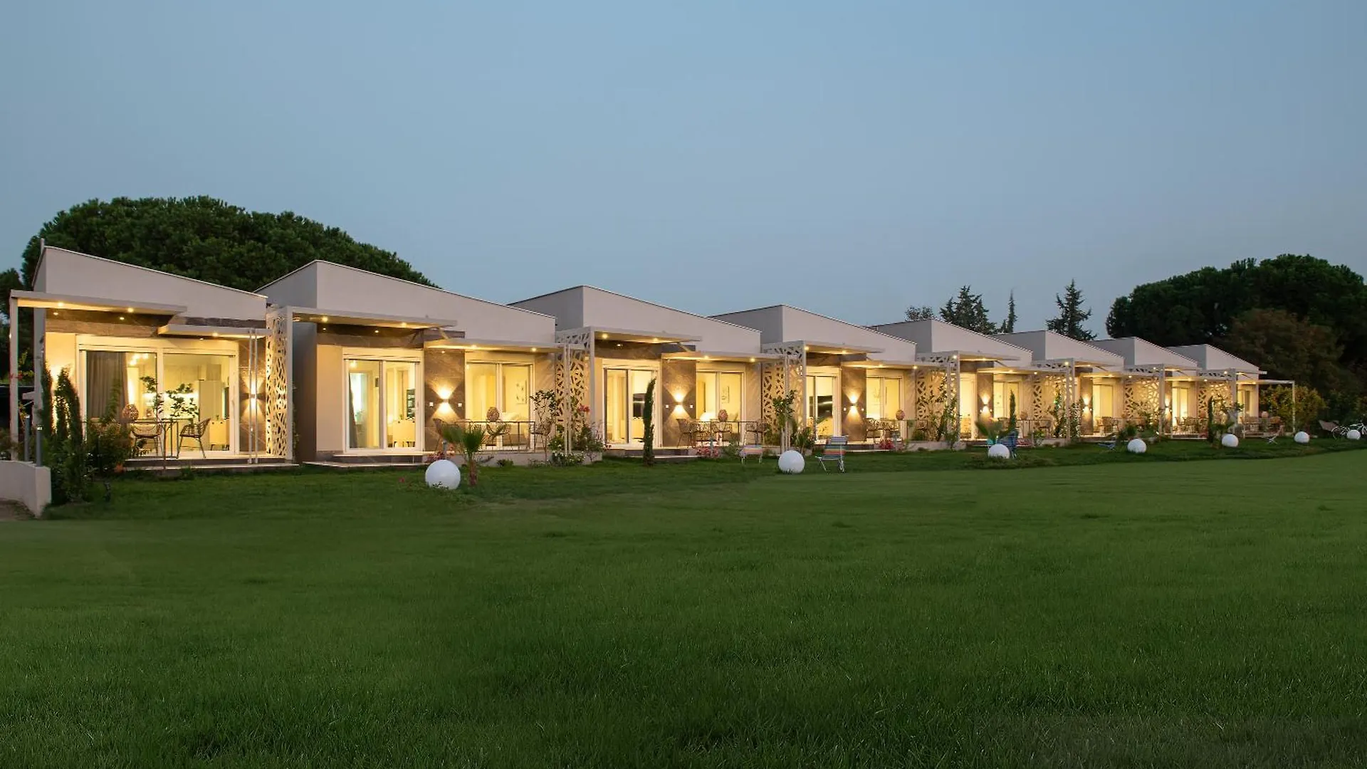 Amadeus Golden Resort Торони